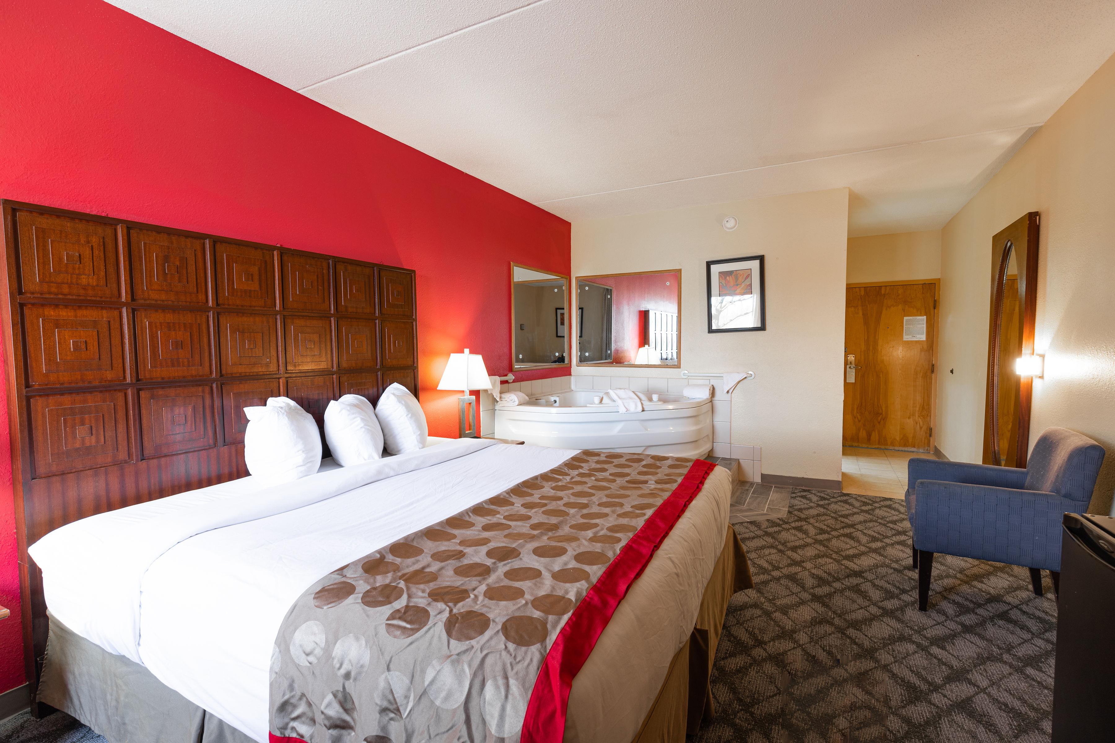 Ramada By Wyndham Columbus North Hotel Westerville Exterior photo